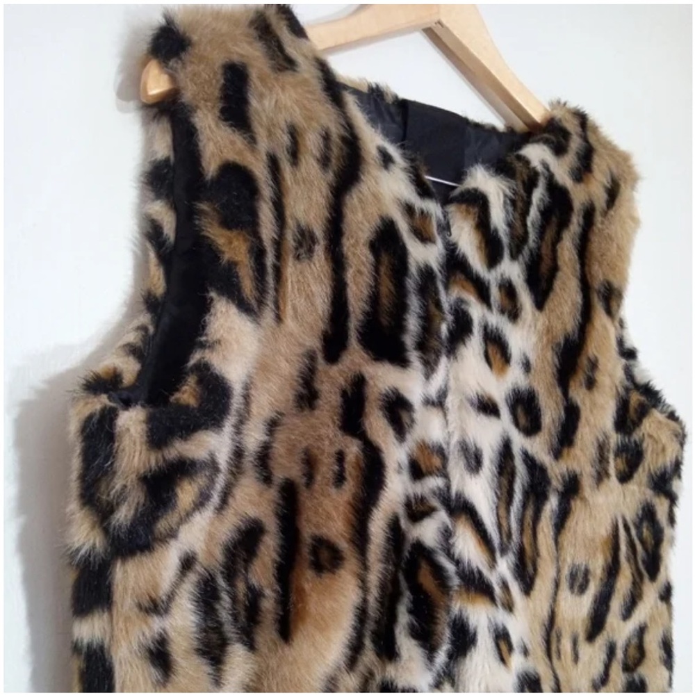 EXPRESS winter jacket coat with faux fur leopard removable vest - Picture 7 of 7